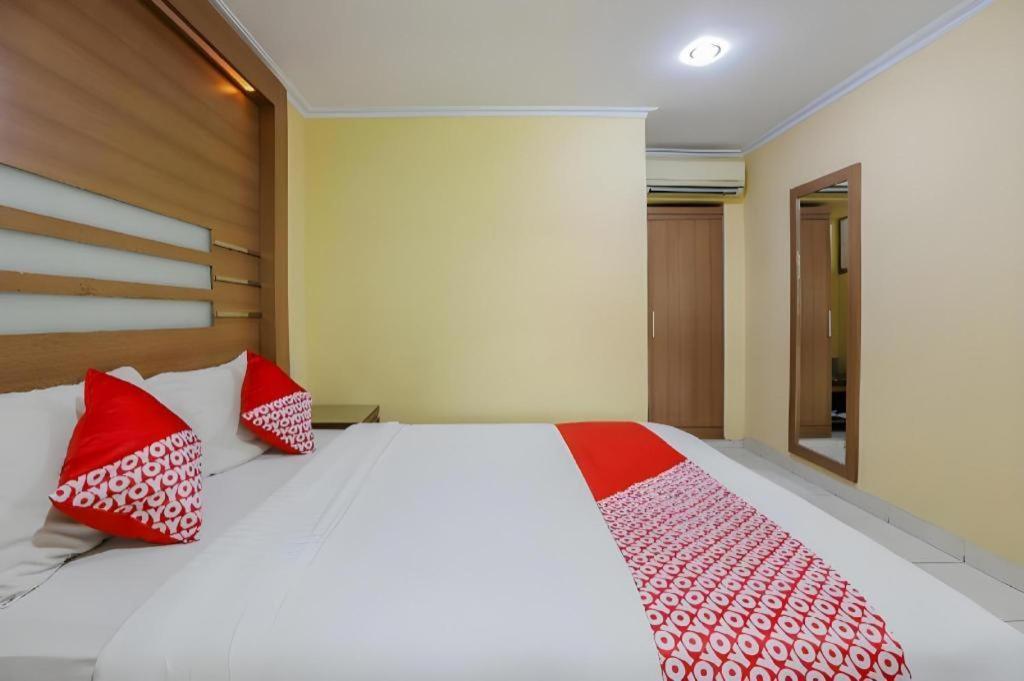 Hotel Senen Indah Syariah Jakarta Exterior photo