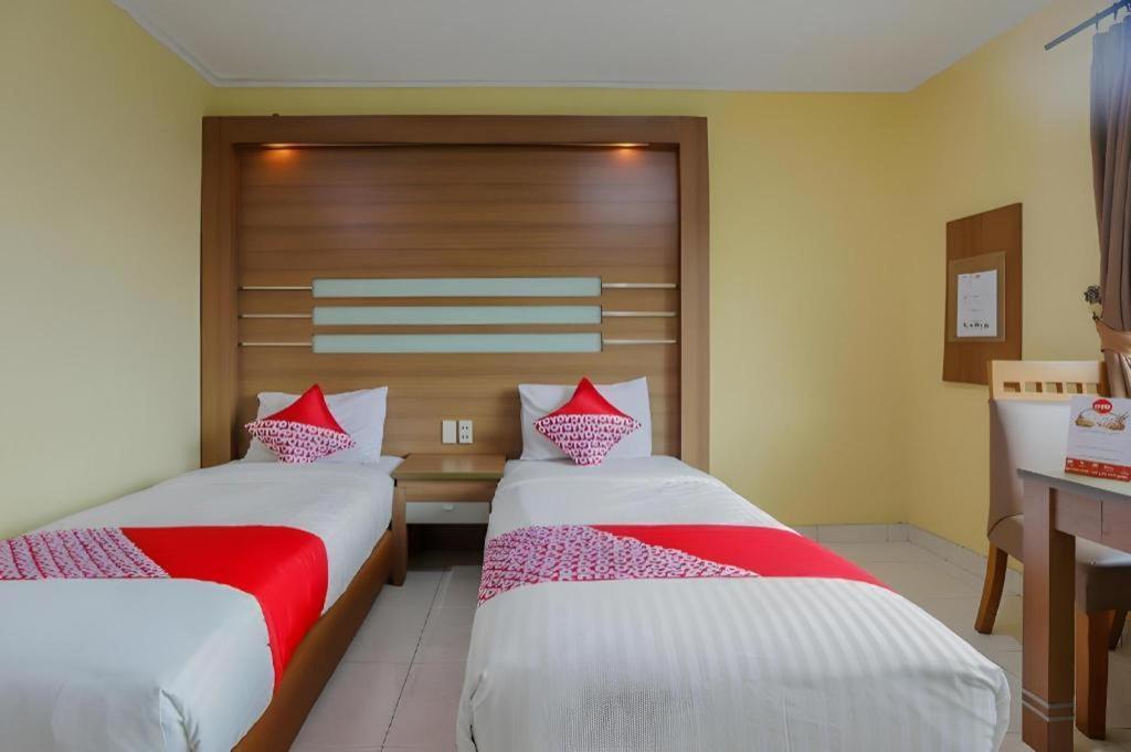 Hotel Senen Indah Syariah Jakarta Exterior photo