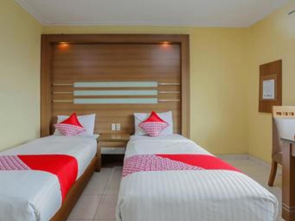 Hotel Senen Indah Syariah Jakarta Exterior photo